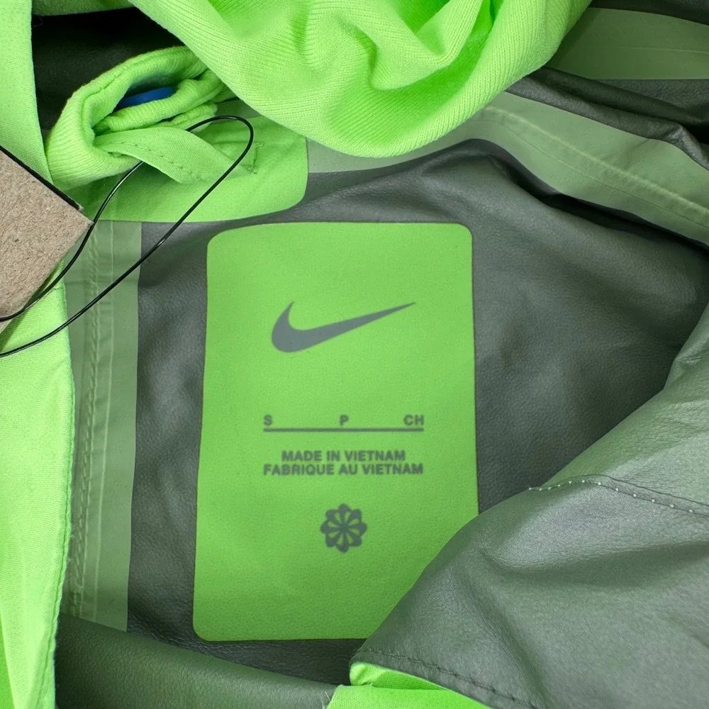 Nike Trail Womens GORE-TEX INFINIUM Hooded Jacket‎ Neon Green Size S NWT - Picture 7 of 8